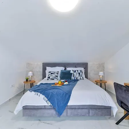 Villa Jomani With Heated Pool Bibinje